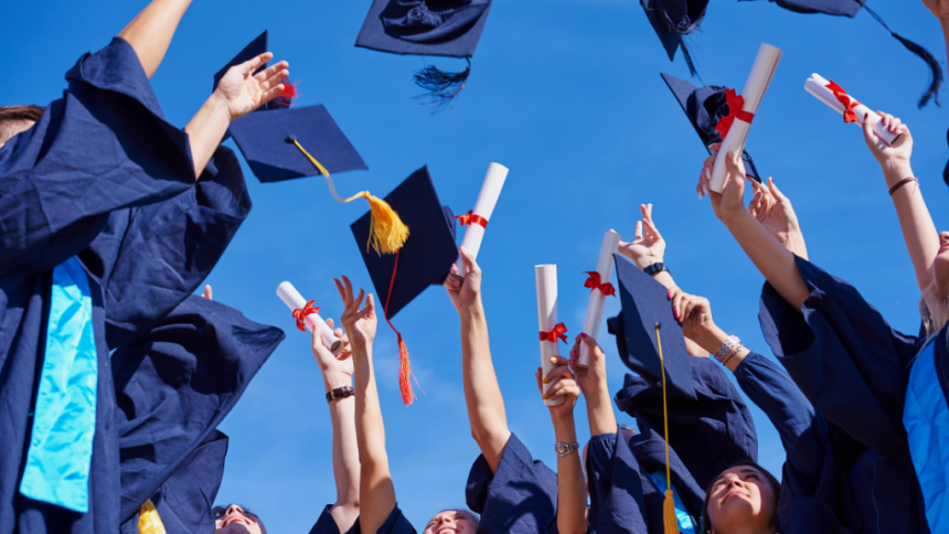 7 high school graduates finally received their diplomas - 52 years ...