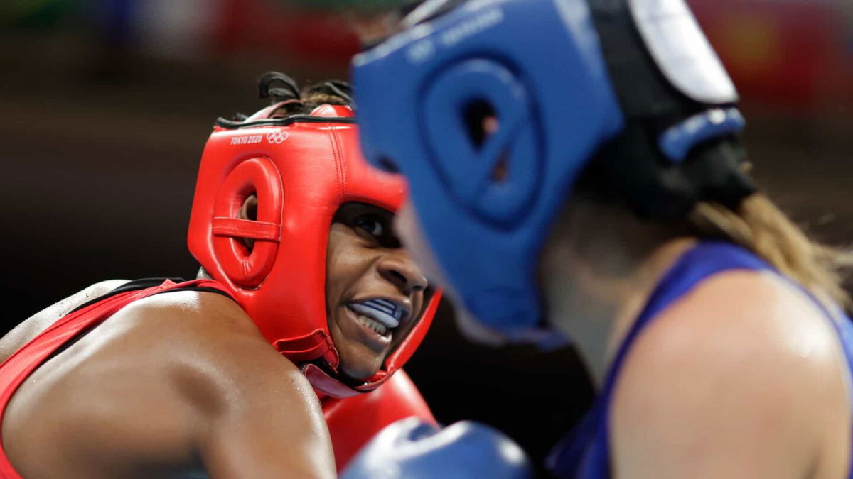 Team USA's Oshae Jones stares down Brianda Cruz of Mexico