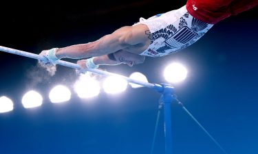 Sam Mikulak on high bar