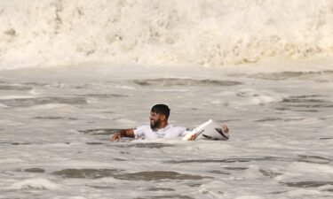 Italo Ferreira snaps surfboard in gold medal match