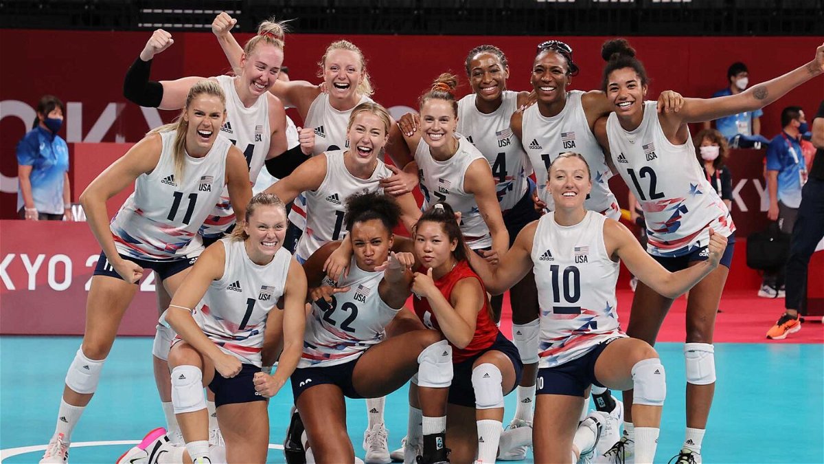 Thompson scores 34 in U.S. women's volleyball win over China