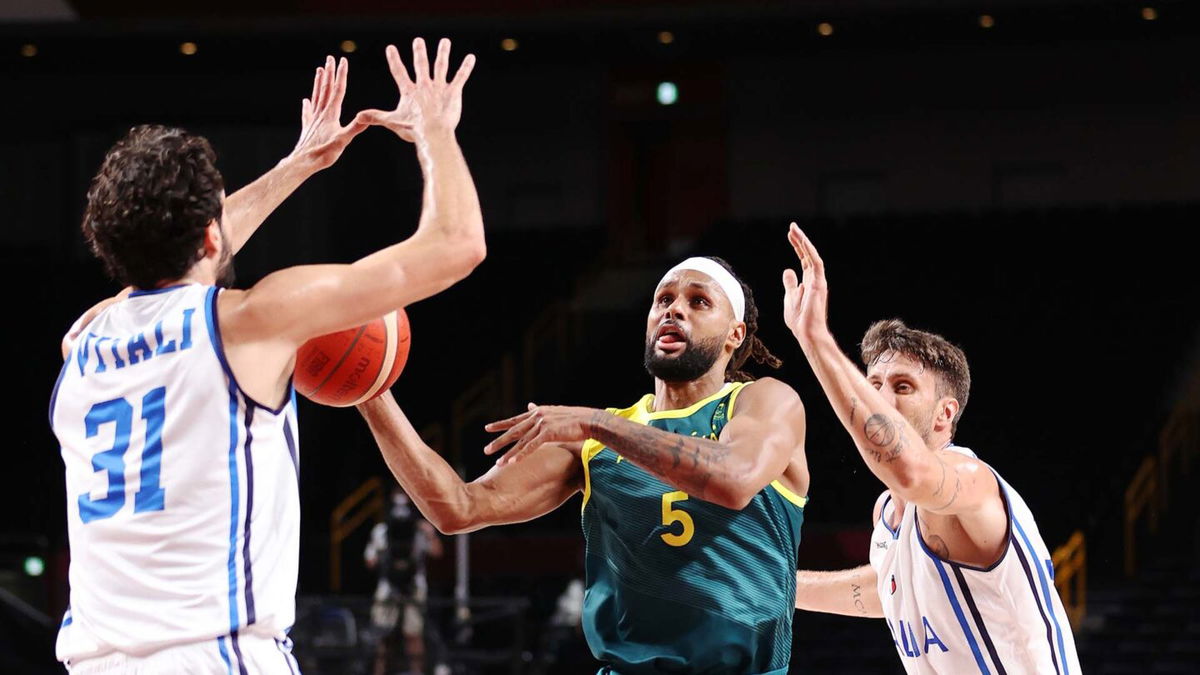 Australia wins against Italy in close men's matchup