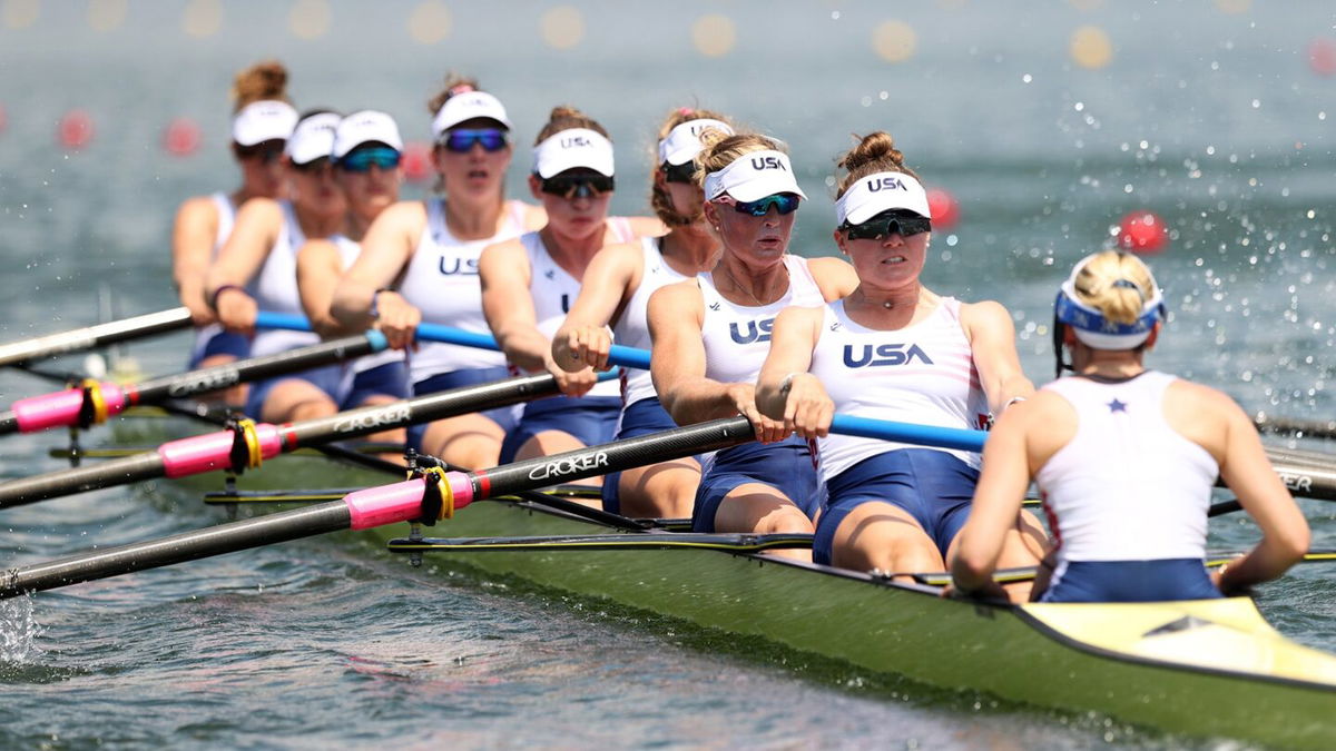 U.S. women's eight advances to final for shot to defend gold