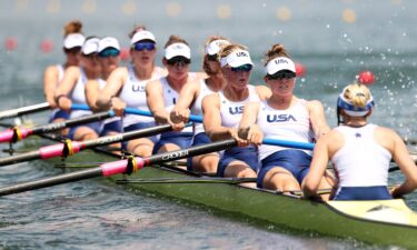 U.S. women's eight advances to final for shot to defend gold