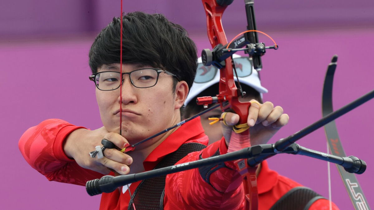 Japanese men's archery team wins shoot-off for bronze