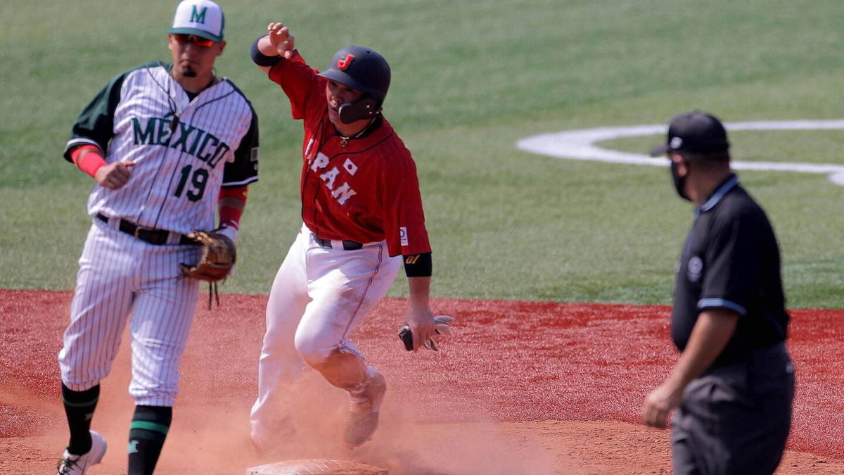 Japan downs Mexico for perfect baseball start