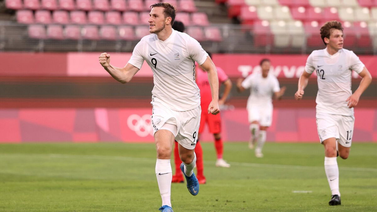 Chris Wood's late winner lifts New Zealand past South Korea