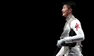 Cheung Ka Long wins fencing gold for men's individual foil