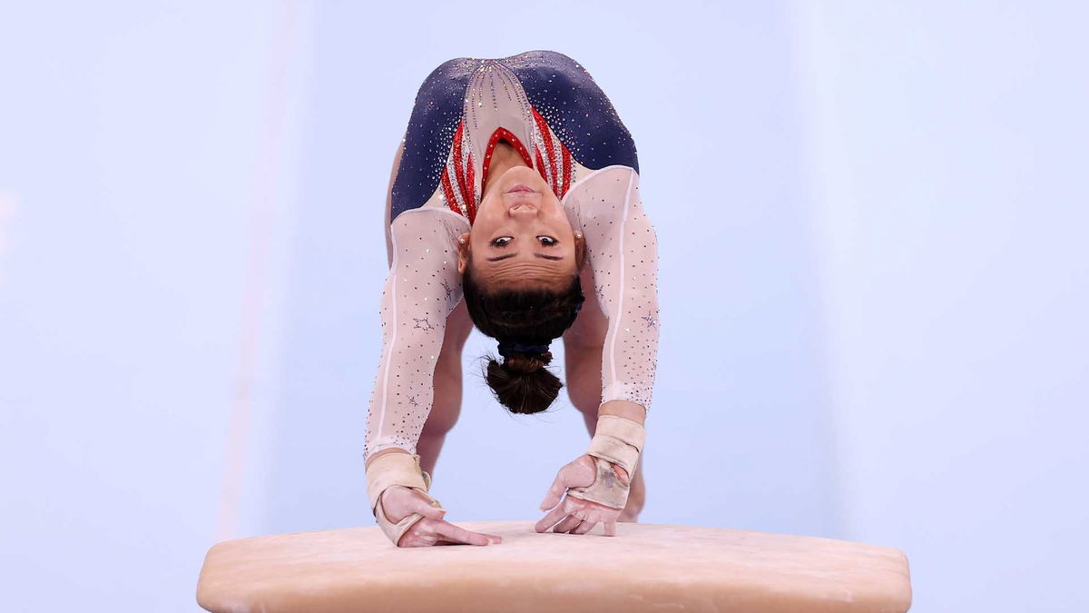 Suni Lee opens Olympic allaround final on vault KYMA