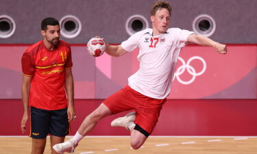 Spain scores penalty at the buzzer to beat Norway