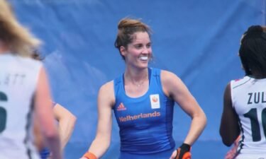 Netherlands women improve to 3-0 in field hockey group play