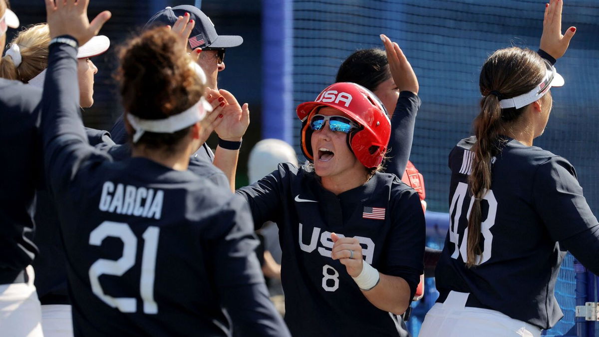 USA remains perfect after win over Mexico