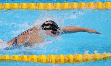 'Katie squared' Ledecky and Grimes make 800 free final