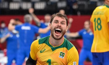 USA men's volleyball falls to 2-2 in pool play vs. Brazil