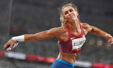 Allman combines 'balance and grace' to capture discus gold