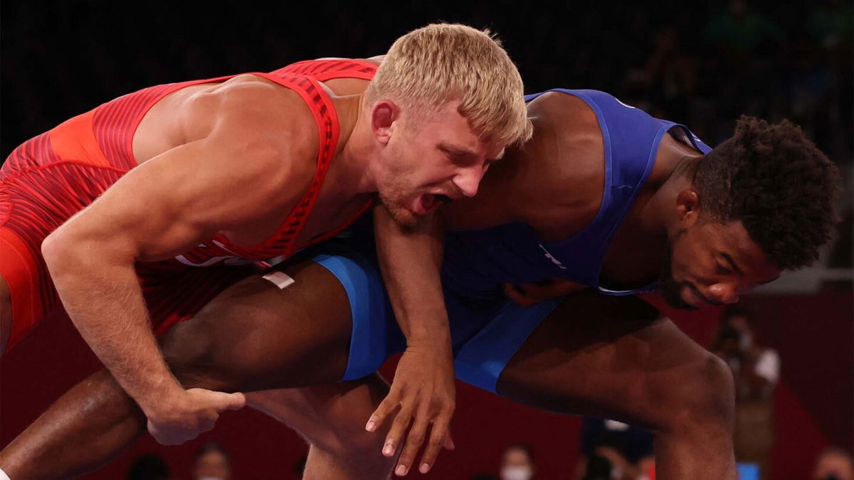 USA's Dake wins 74kg bronze over Italy's defending champion