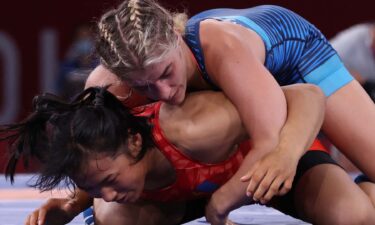 Helen Maroulis dominates