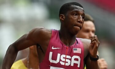17-year-old American Erriyon Knighton wins 200m heat