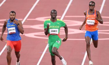 Kirani James shows of speed in semi with No. 2 400m of year