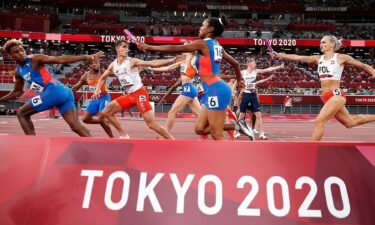 First ever mixed 4 × 400m Olympic relay goes the distance