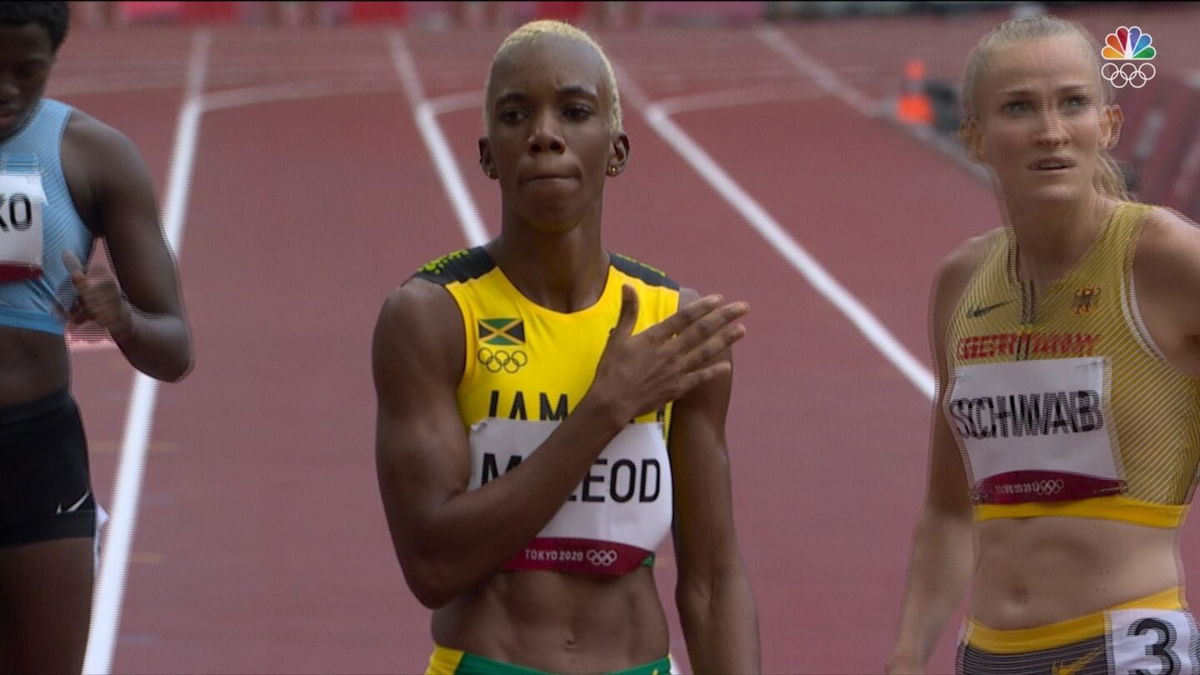 Jamaica's Candice McLeod comfortably takes 400m heat