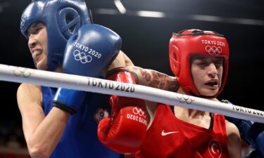 Turkey's Cakiroglu wins semifinal bout by unanimous decision