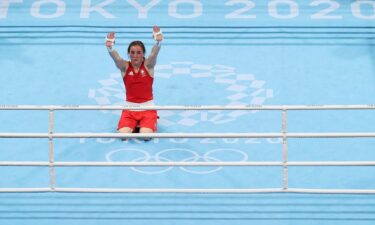 Kellie Harrington secures women's lightweight gold