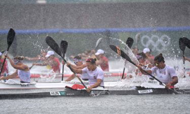 Windy and rainy finish to women's K-4 final