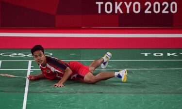 Ginting dominates in men's badminton singles to win bronze