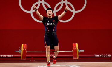 Wang Zhouyu totals 270 kg for China's 6th weightlifting gold