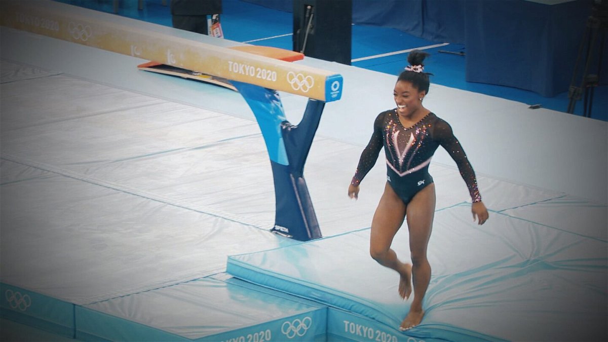 Look back: Simone Biles' beam in Olympic podium training