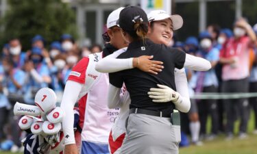 WATCH: Silver medal playoff hole in women's golf competition