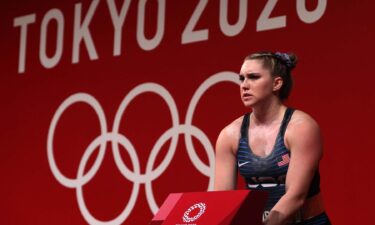 Mattie Rogers scores 138kg clean and jerk