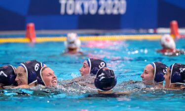 U.S. routs Spain in water polo final