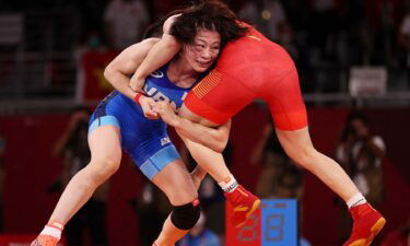 Japan's Mukaida Mayu overpowers Pang Qianyu to win 53kg gold