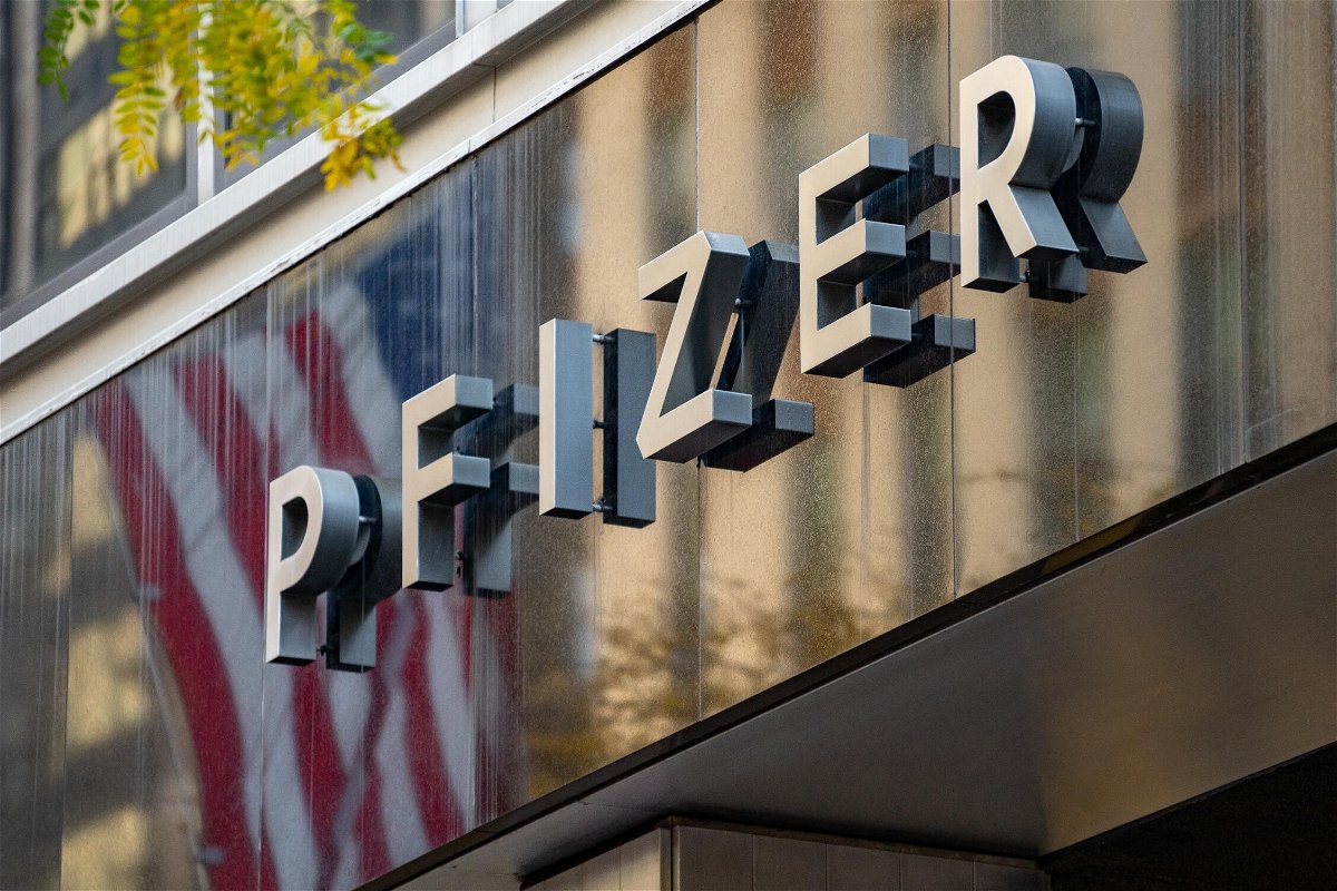 <i>Getty Images</i><br/>Pfizer announced Tuesday that it is seeking emergency use authorization from the US Food and Drug Administration for its experimental antiviral Covid-19 pill