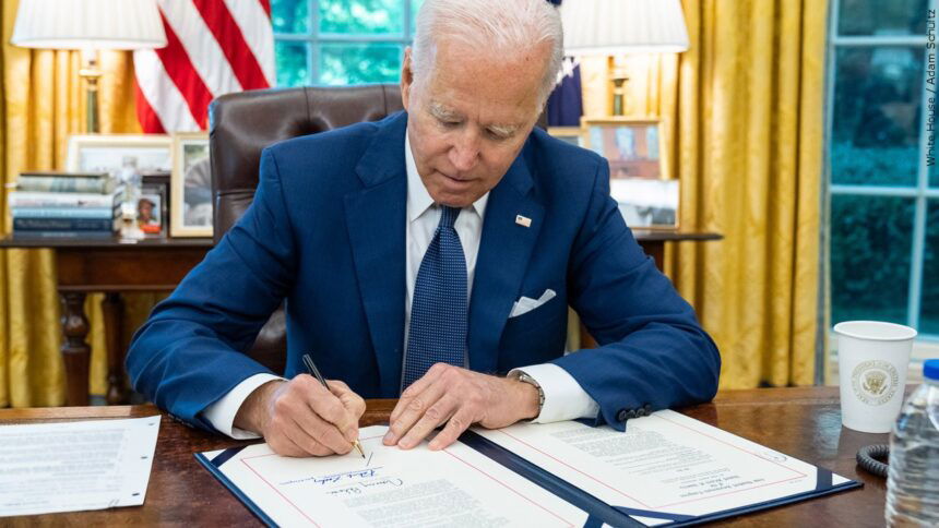 President Biden Takes A Look Back At His First Year In Office - Kyma