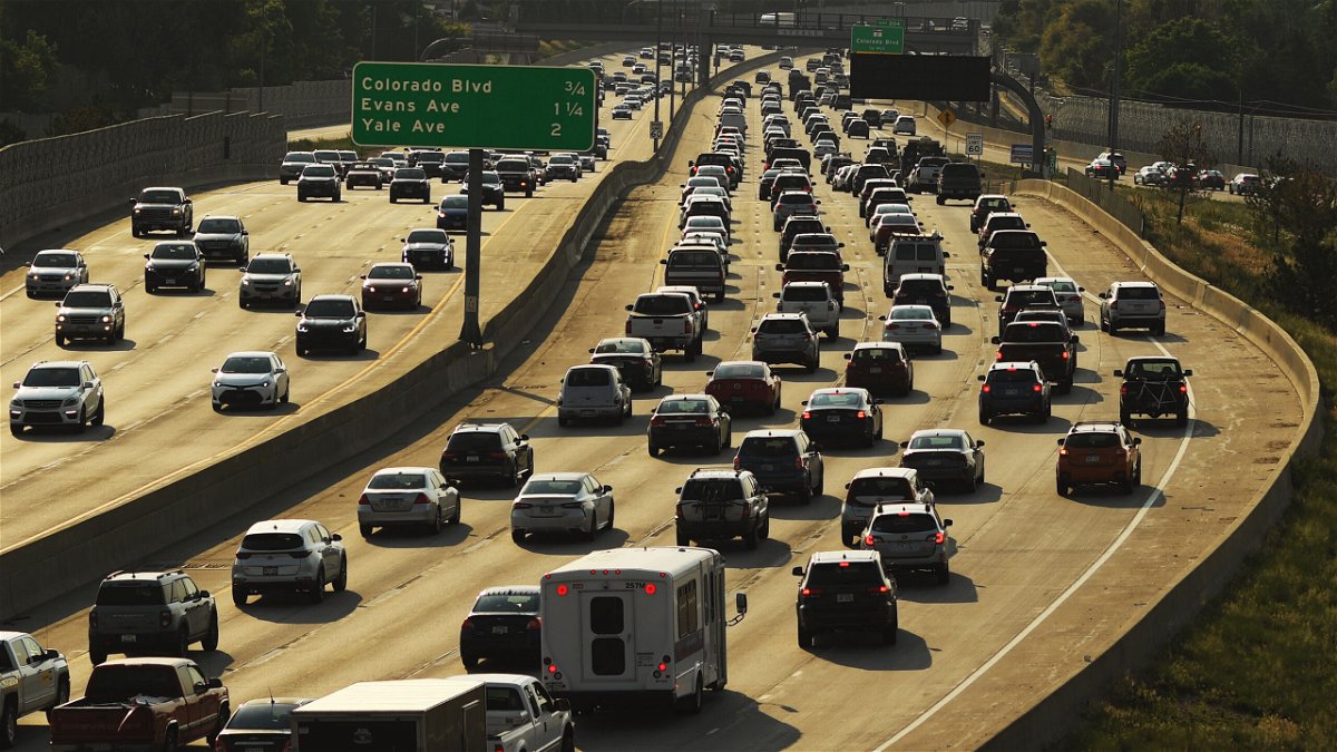 The Environmental Protection Agency on Monday will tighten fuel emissions standards for cars and light trucks to 40 miles per gallon by the 2026 model year.