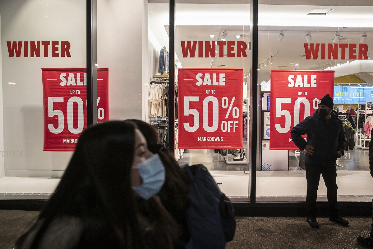 <i>Victor J. Blue/Bloomberg/Getty Images</i><br/>US consumer sentiment in January fell nearly 5% to the lowest level since November 2011