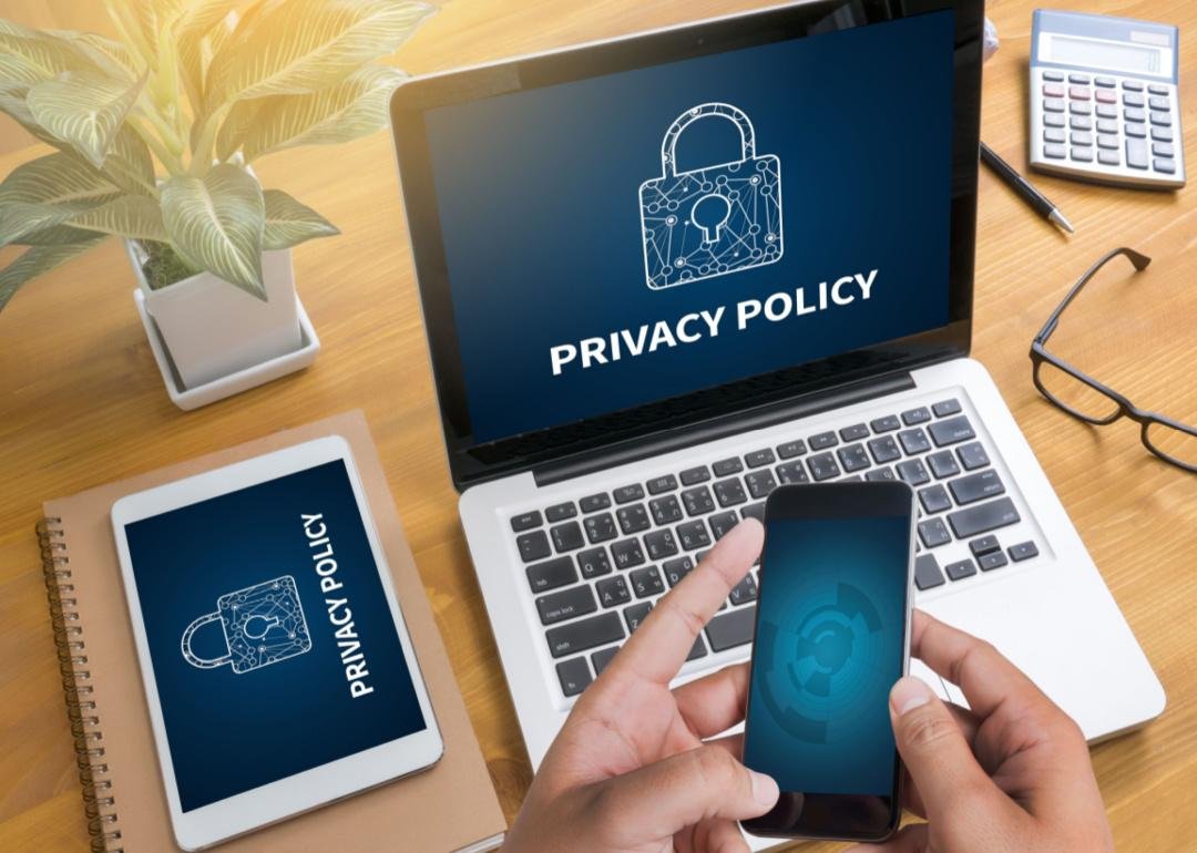 How privacy policies enveloped the world