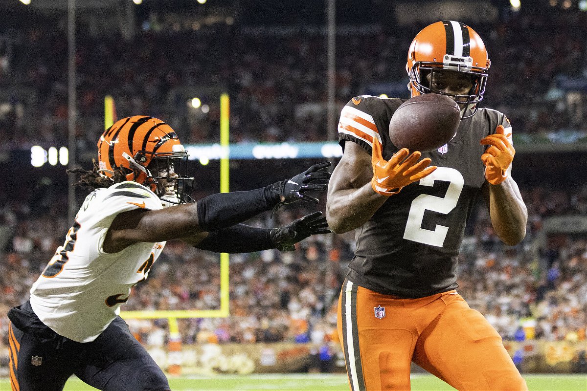 <i>Scott Galvin/USA TODAY Sports/Reuters</i><br/>Cooper catches the ball for a touchdown while defended by Bengals cornerback Tre Flowers during the third quarter.