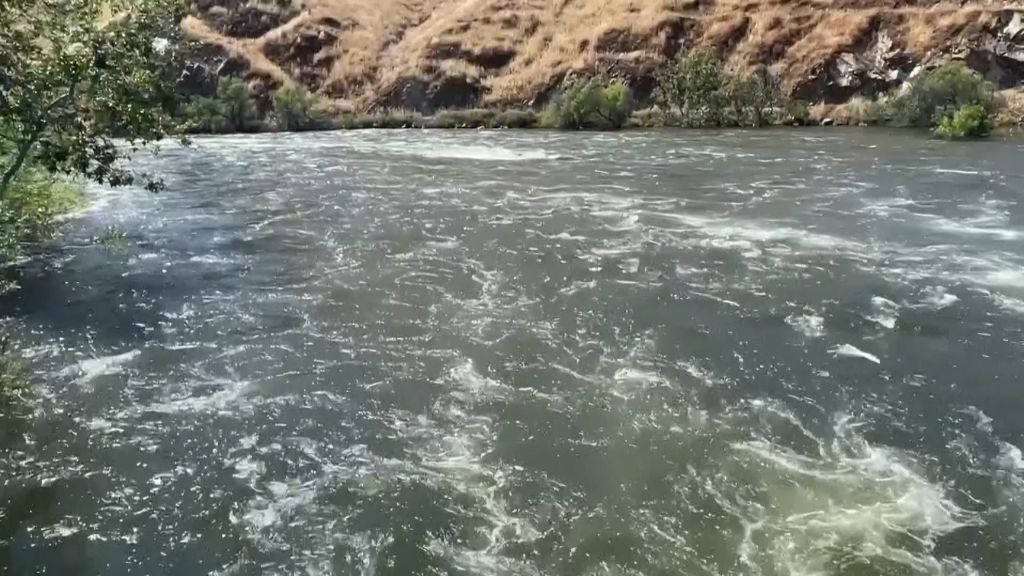 One Child Dead Another Missing After Being Swept Into River KYMA   KINGS RIVER 