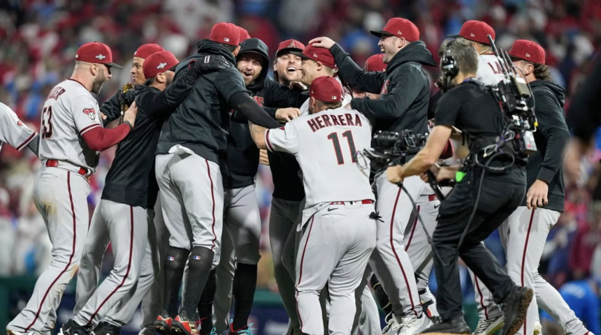 Diamondbacks jump all over another Dodgers starter and beat LA 4-2 for a  2-0 lead in NLDS - ABC News