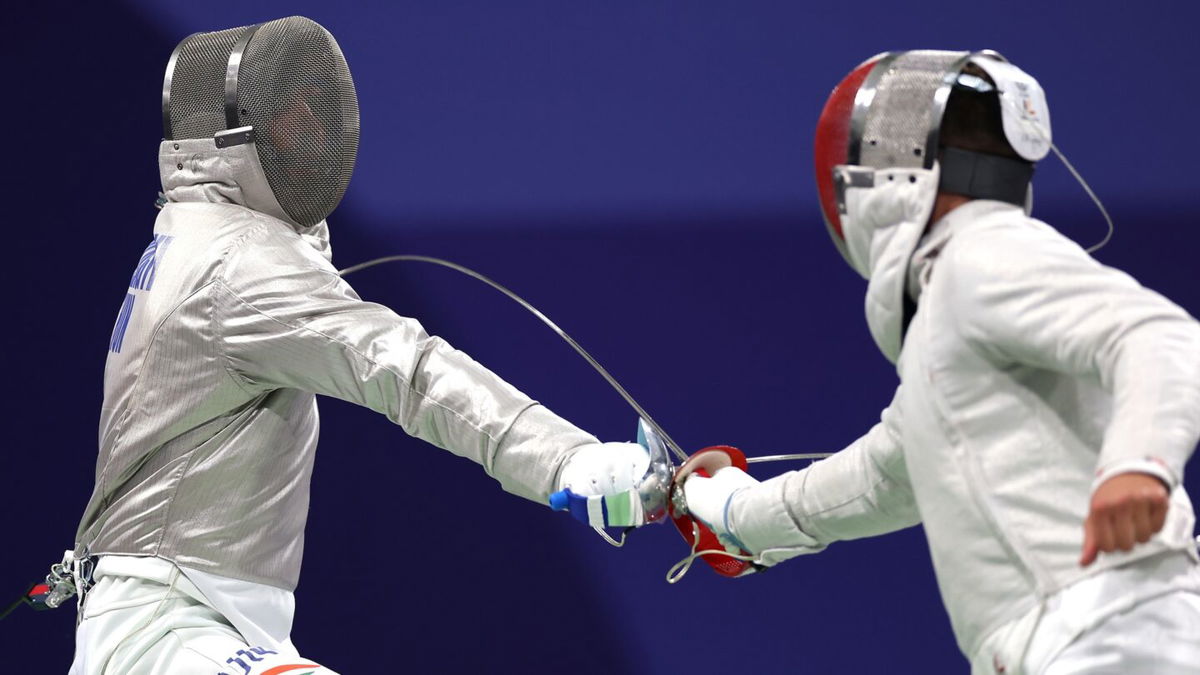 Hungarian Aron Szilagyi fencing against Canadian Fares Arfa