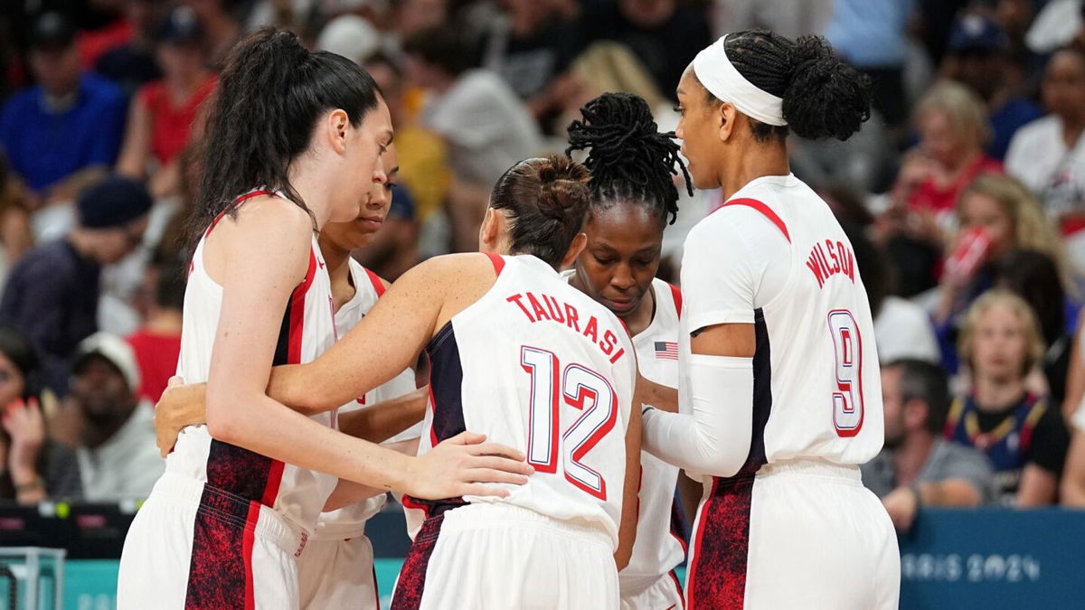 U.S. women's team huddles vs. Japan