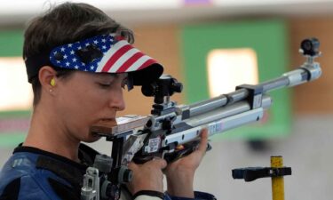 Sagen Maddalena prepares to shoot in an Olympic event.