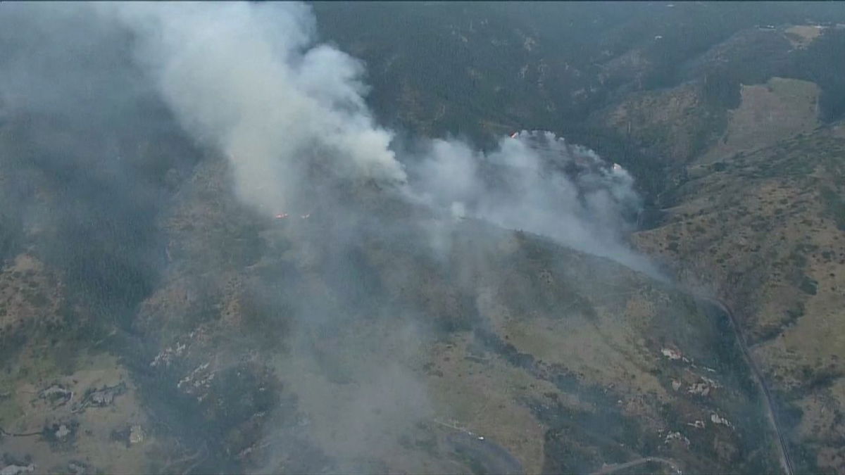 Quarry Fire burns about 100 acres, nearly 600 home under evacuation ...