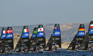 Competitors arrive to take the start of Race 1 of the women's 49erFX skiff event during the Paris Olympic Games.