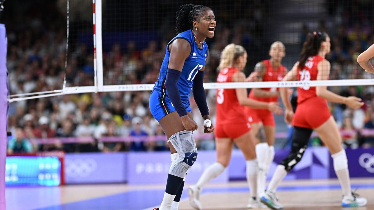 Italy and Turkey compete in women's volleyball