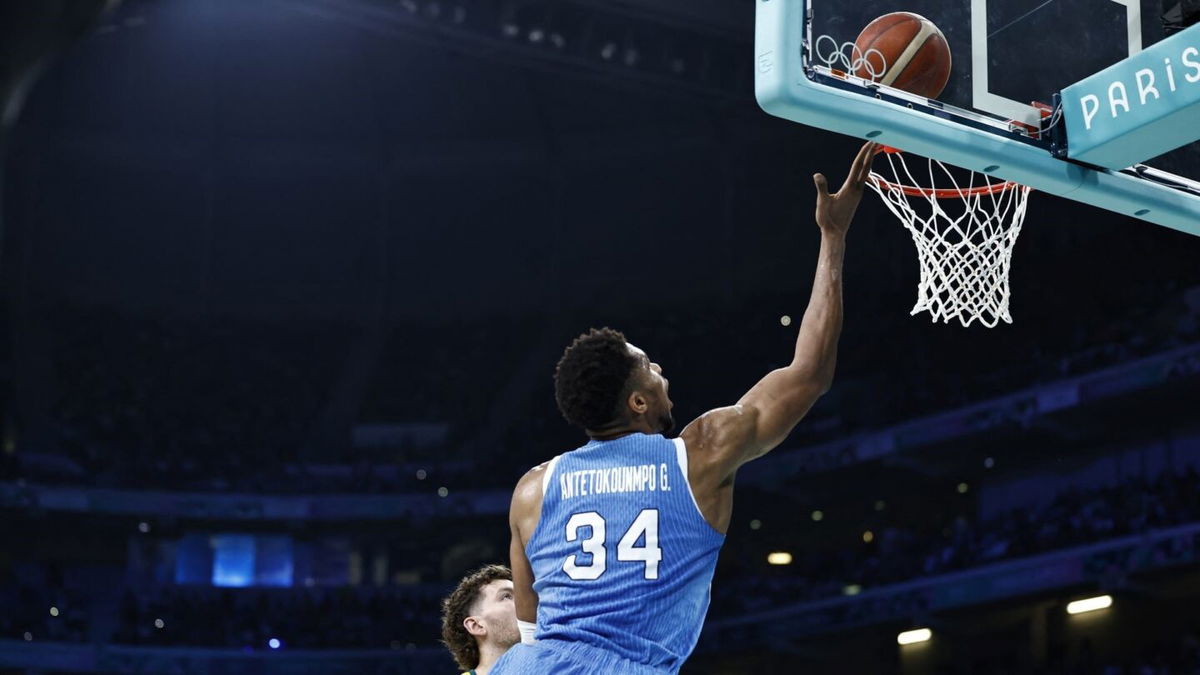 Giannis Antetokounmpo goes up for layup vs. Australia